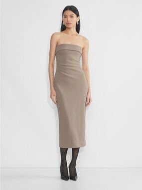 BNWT Aritzia Babaton Strapless Nomad Taupe FigureKnit Eyecatcher Midi Dress